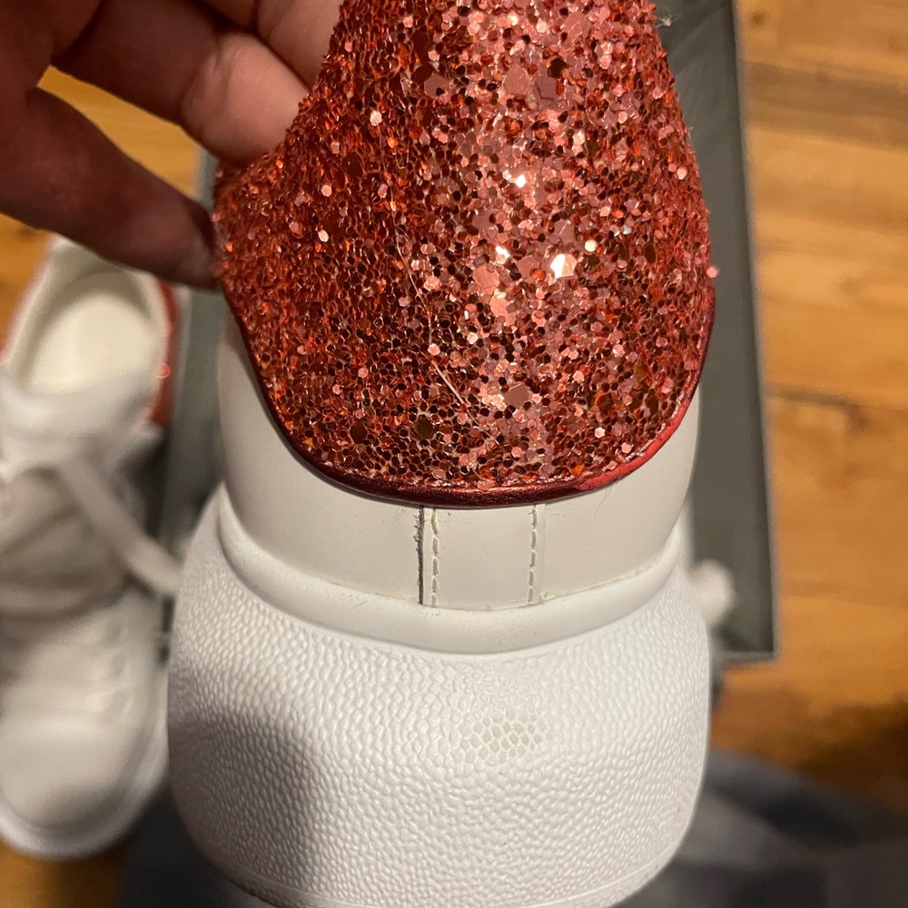 Alexander McQueen Sneakers - Picture 15 of 16